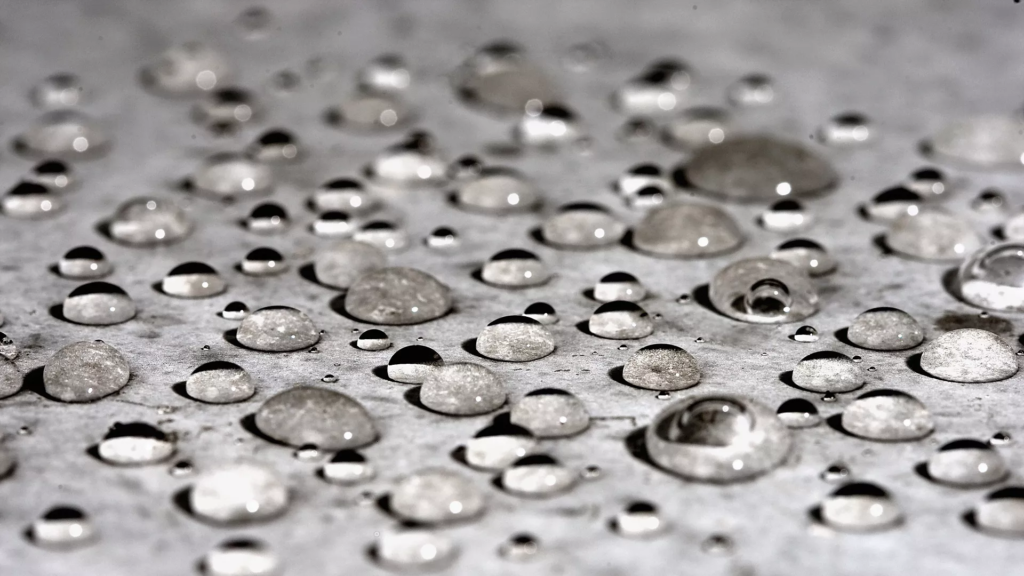 Waterproof mortar still absorbs water? Learn how hydrophobic powder, porosity, water ratio, and curing affect water resistance.